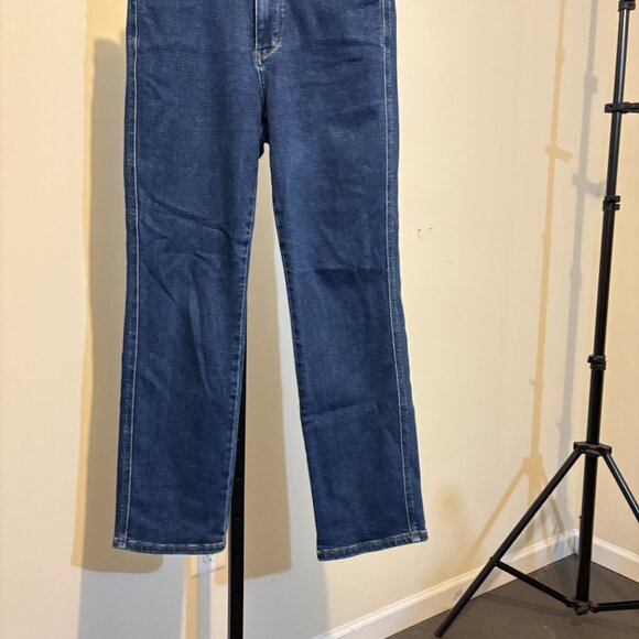 Judy Blue Straight High Rise Jeans - Picture 6 of 10